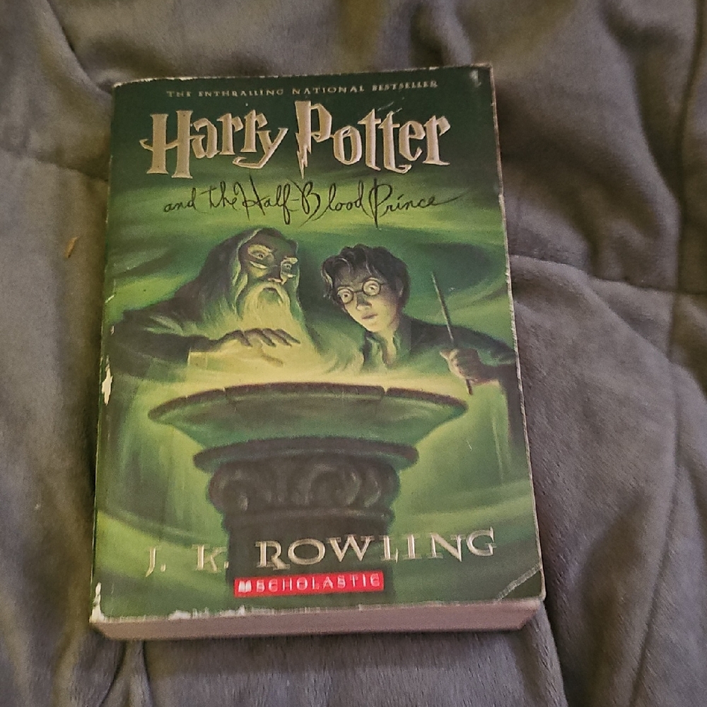 Harry Potter and the Half-Blood Prince Book